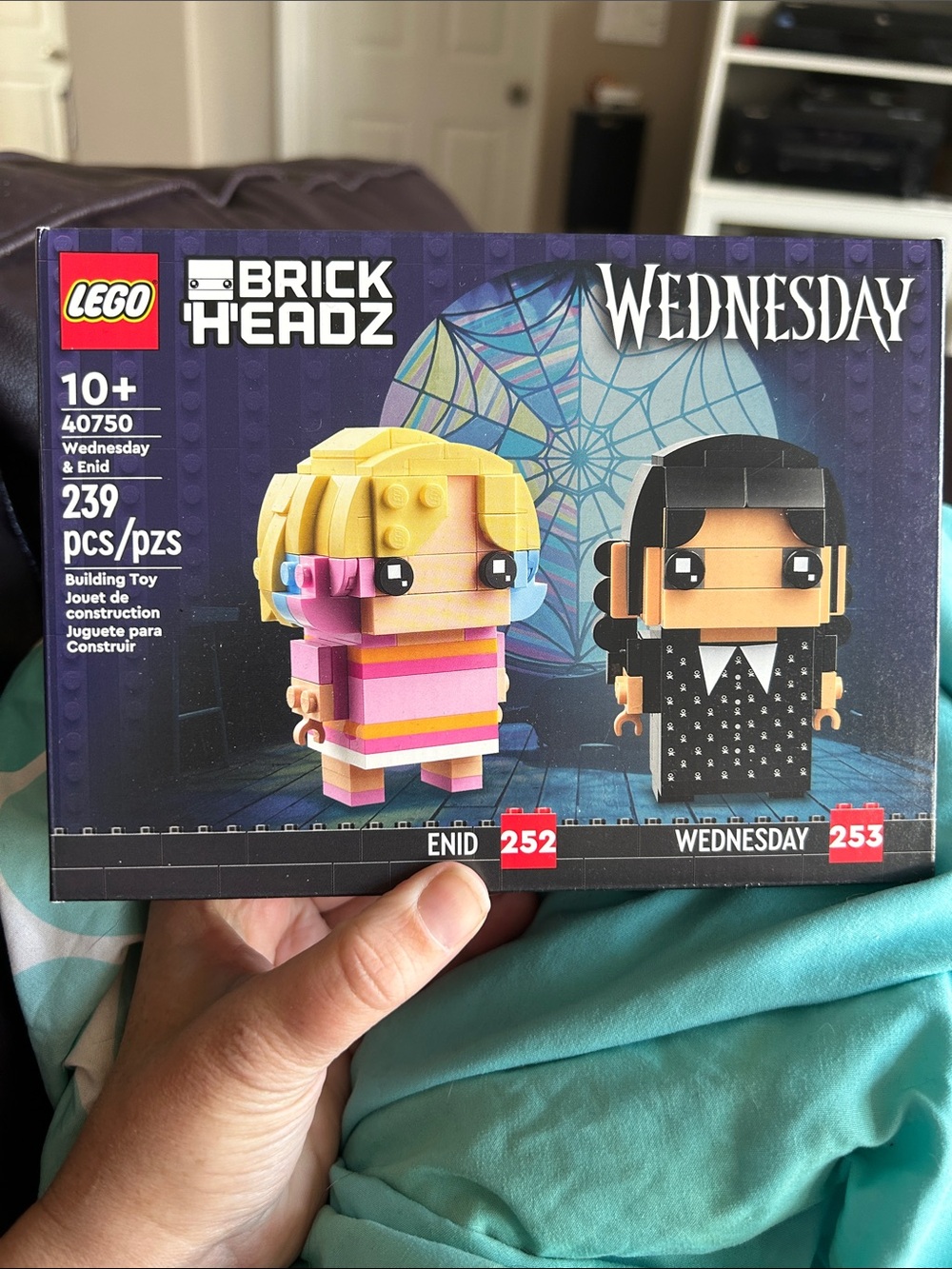 LEGO BrickHeadz Enid & Wednesday Set - Pink, Black, Yellow